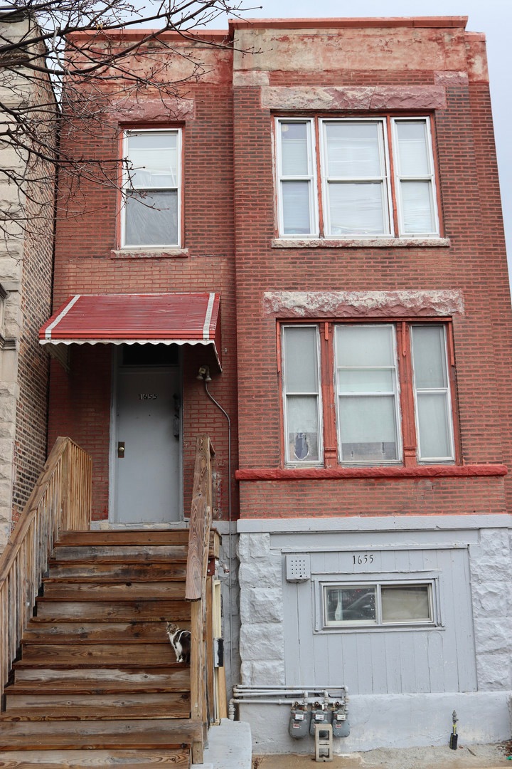 1655 S Ridgeway Ave, Chicago, IL 60623 For Sale
