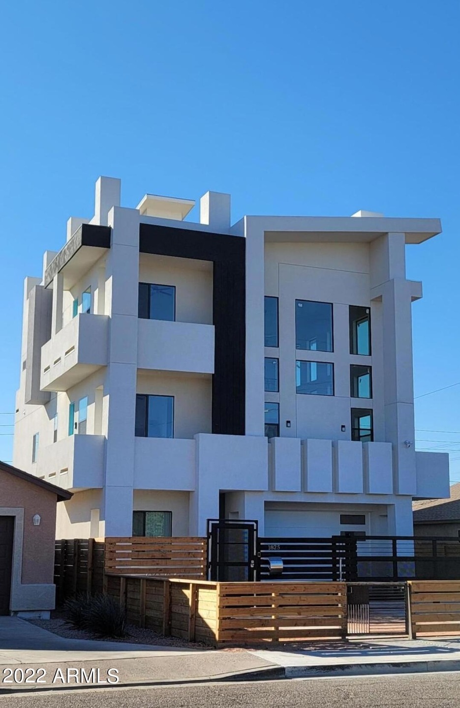 Screenshot_20220225-232746_Chrome