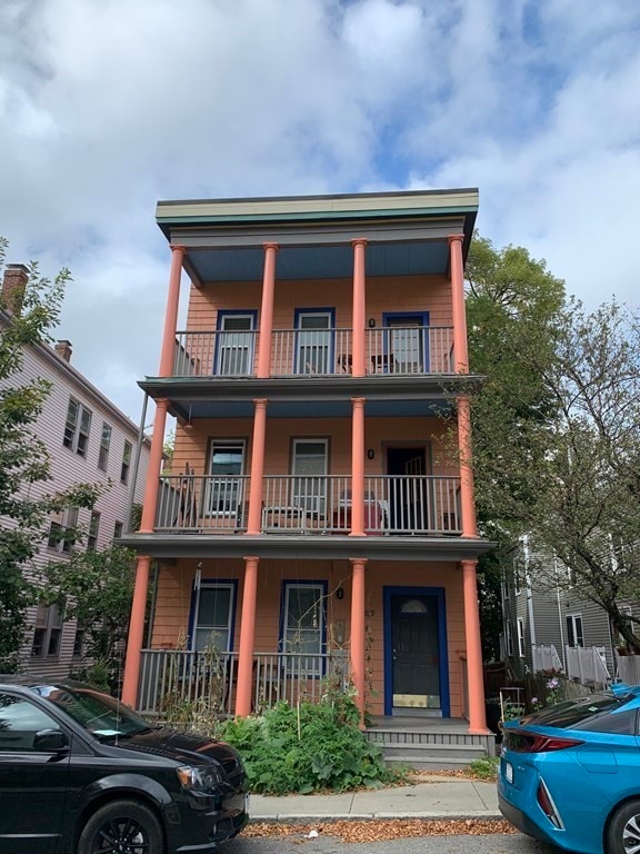 97 Wachusett St unit 2, Jamaica Plain, MA 02130 - photo 1