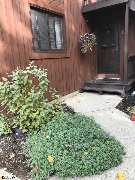 2 Falkenstein Dr unit 3, Vernon, NJ 07462 - photo 1