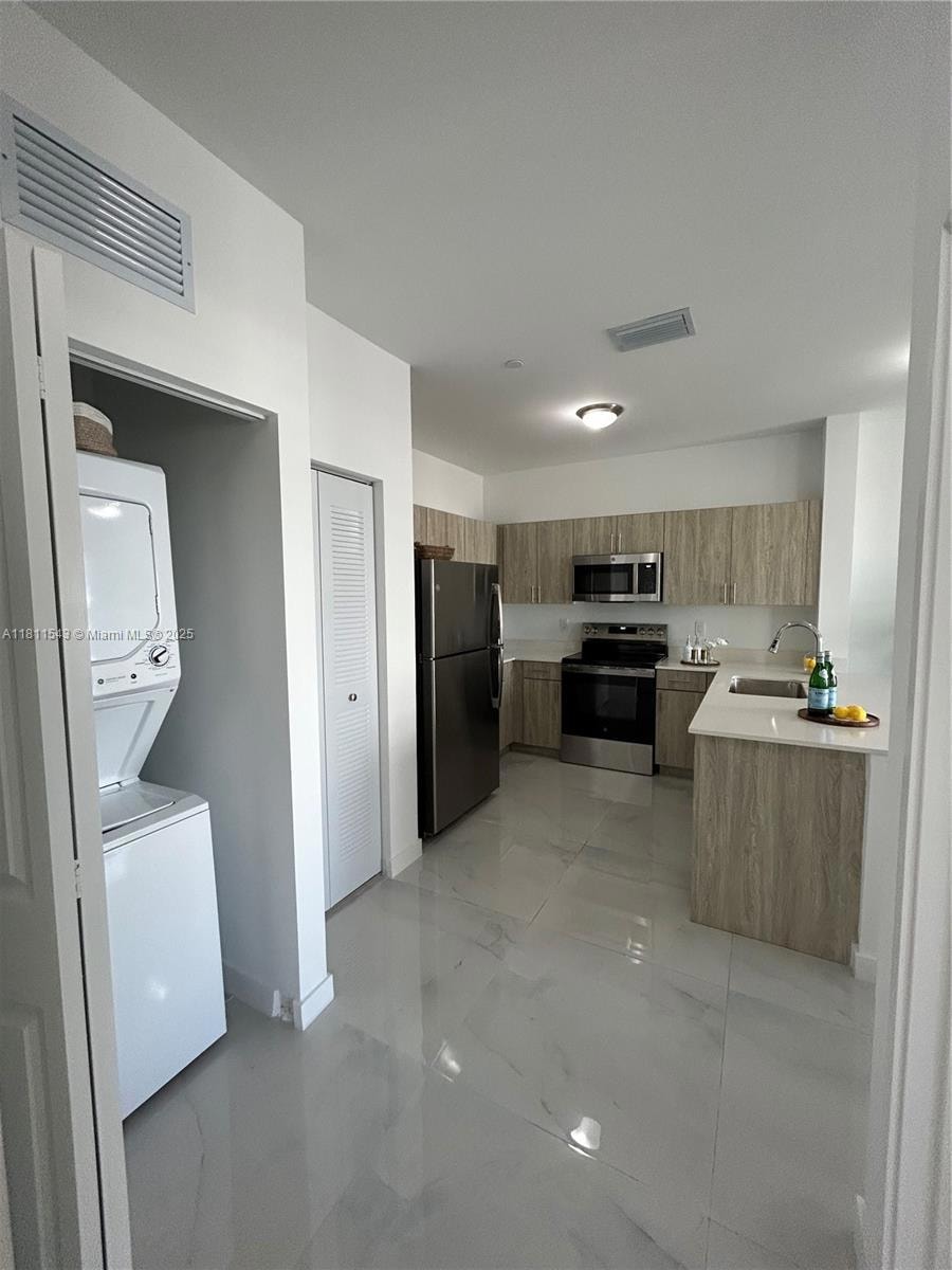 1010 SW 69th Ave unit 104, Miami, FL 33144 - photo 1