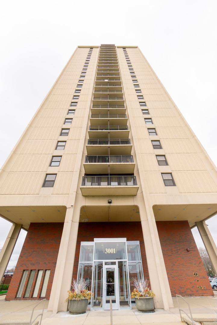 Sold $156,560 • Co-Listing Agent