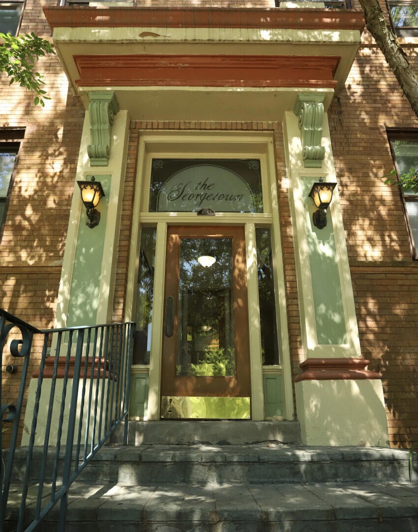 2649NHackettAve_24428_1