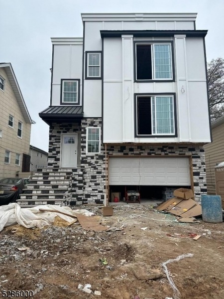 711 Linden Ave unit 3, Elizabeth, NJ 07202 - photo 1