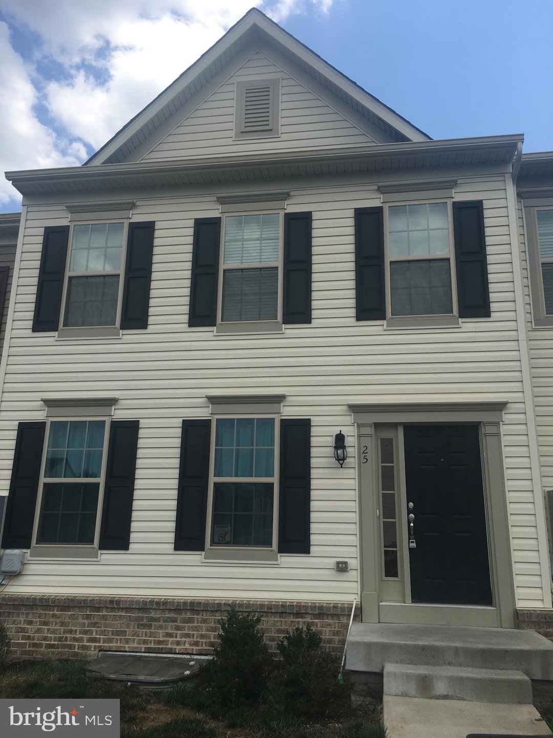 25 Spoon Square, Front Royal, VA 22630 - photo 1