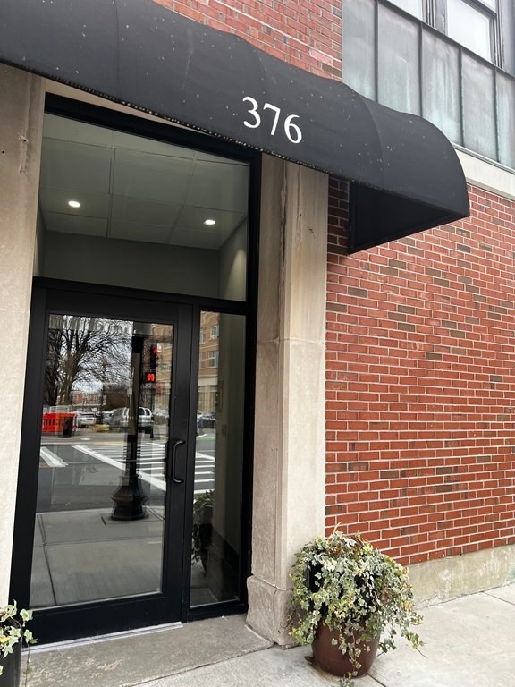 376 Commercial St unit 2F, Boston, MA 02109 - photo 1