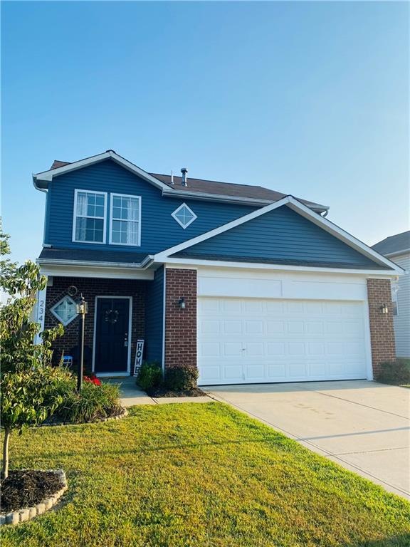 2341 Meadow Bend Dr, Columbus, IN 47201 - photo 1