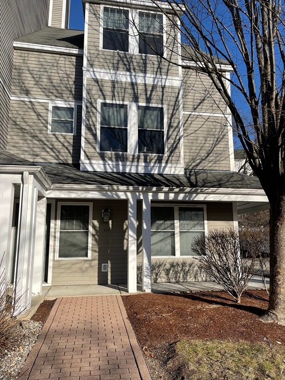 400 Cross St unit 406, Winchester, MA 01890 - photo 1