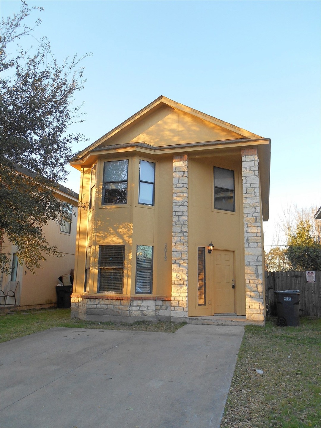 3013 La Estancia Ln, Houston, TX 77093 - photo 1