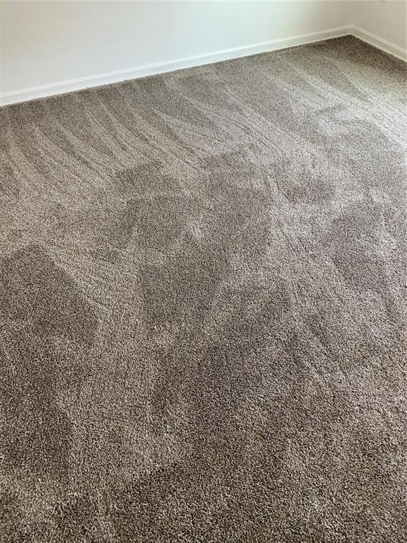 320 7th St SW, Cedar Rapids, IA 52404 - photo 1