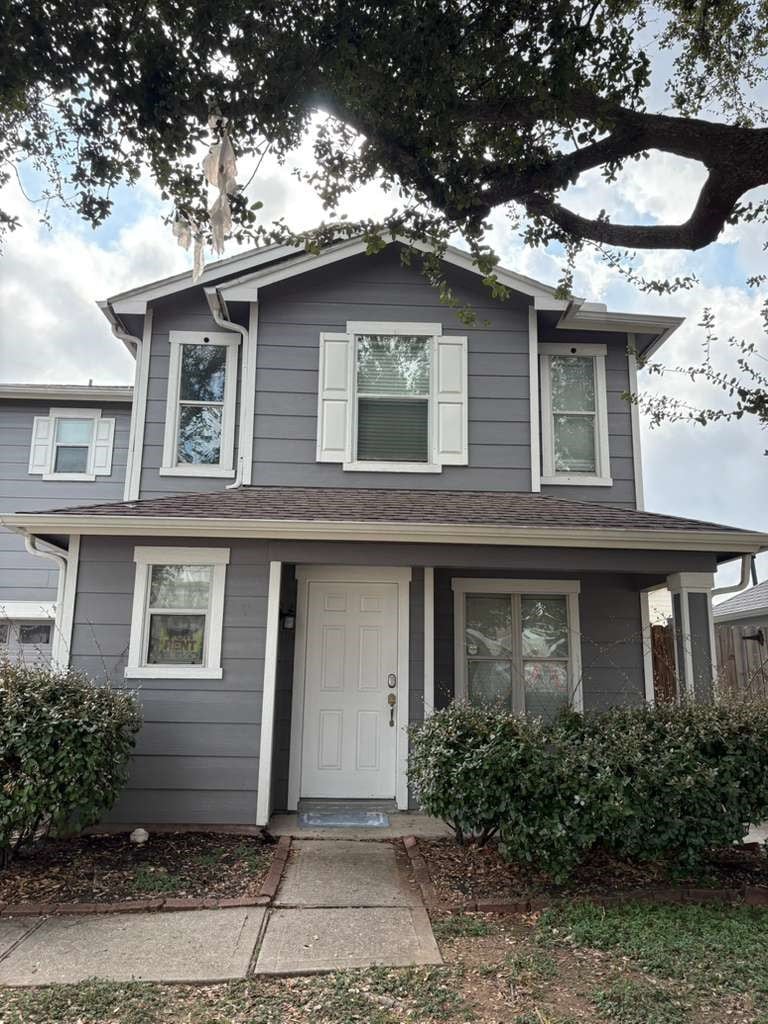 For Rent $1,900/month