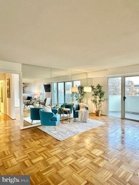 Town Square Towers unit 314, Washington, DC 20024 - photo 1