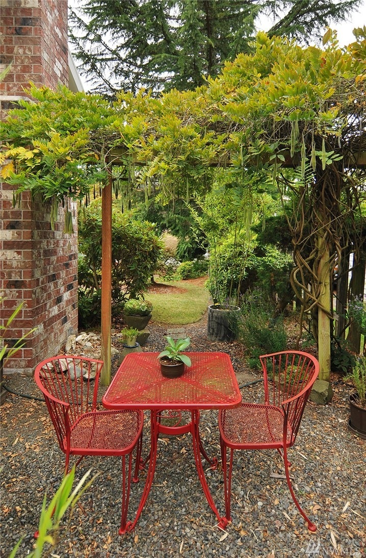 709 Elm Place W, Edmonds, WA 98020 - photo 1