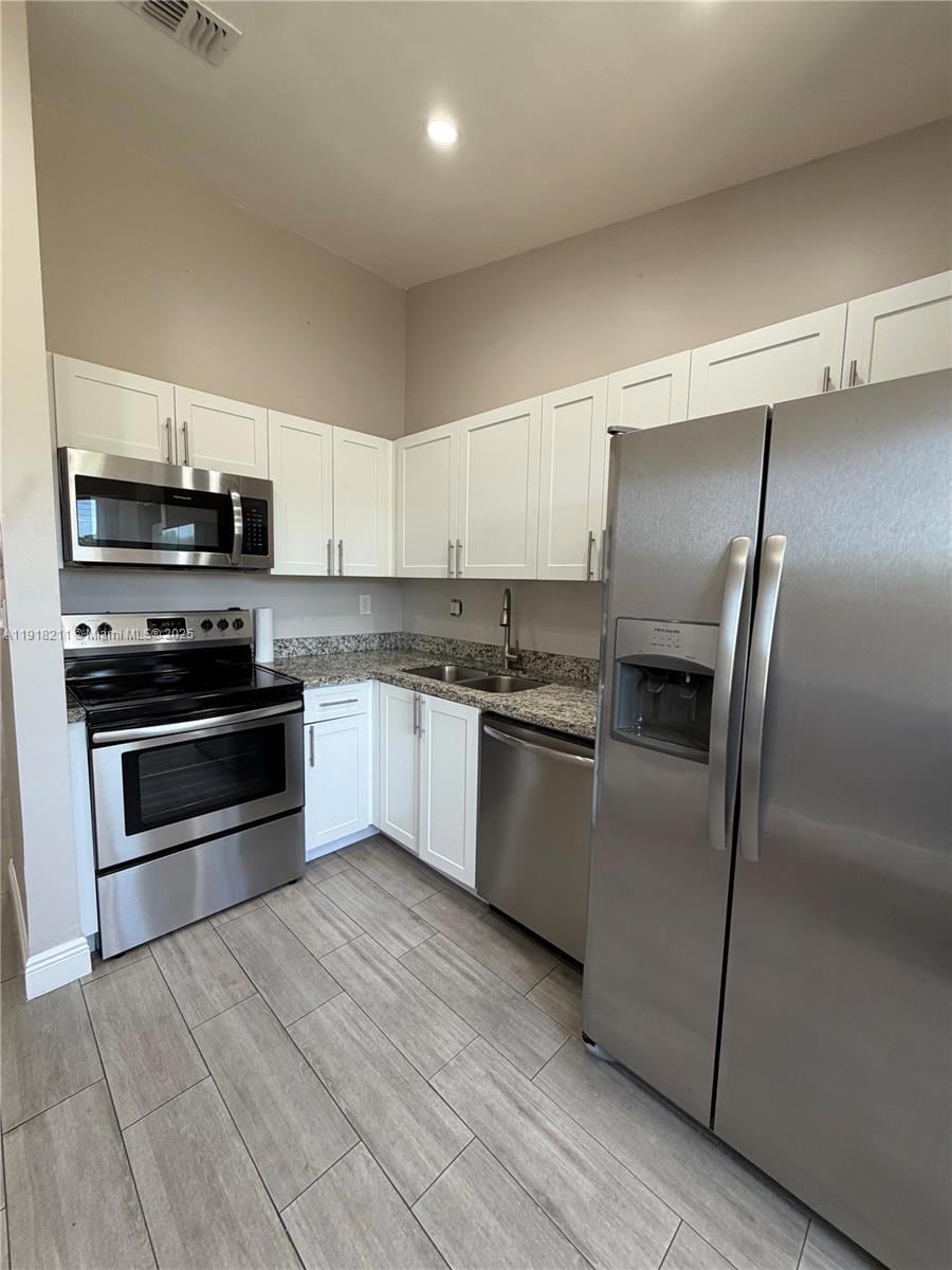 For Rent $2,400/month