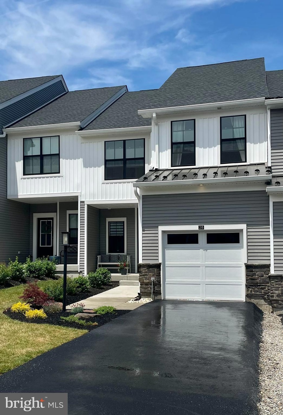 28 Umbrell Dr, Norristown, PA 19403 - photo 1