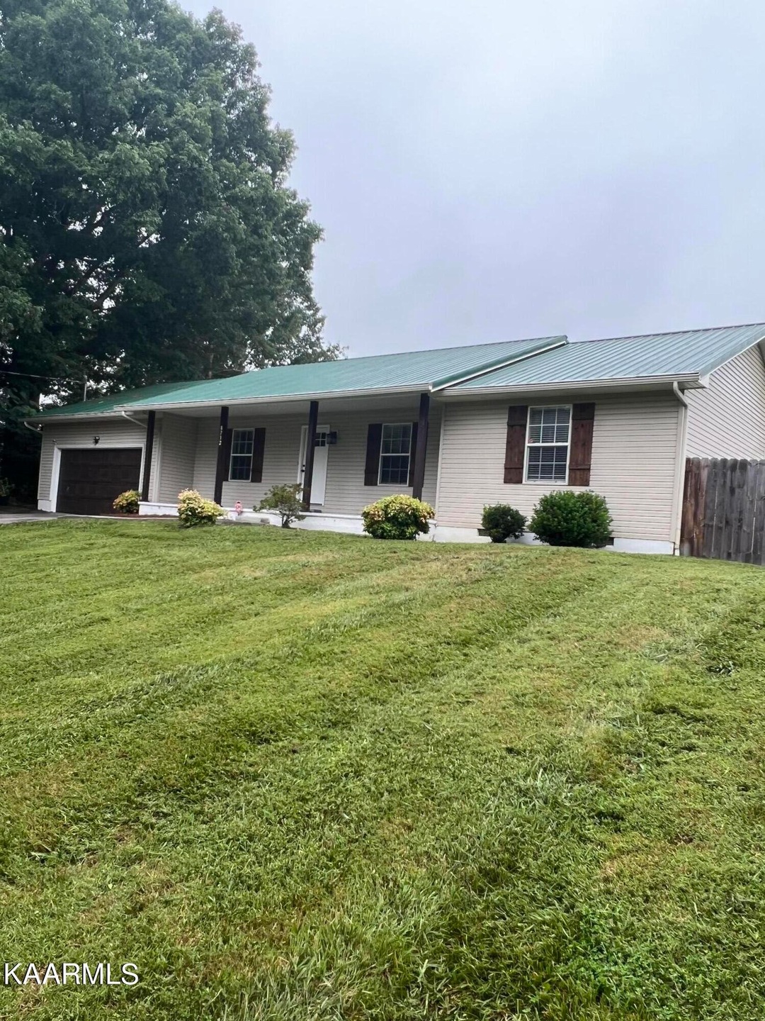 8712 Highland Cir, Knoxville, TN 37920 - photo 1