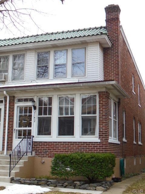 2142 W Washington St, Allentown, PA 18104 - photo 1