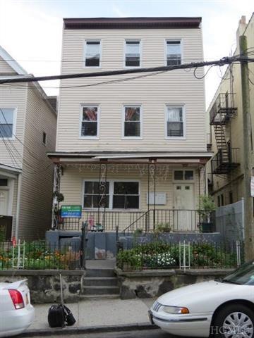 8 Lafayette Place unit TOP F, Yonkers, NY 10701 - photo 1