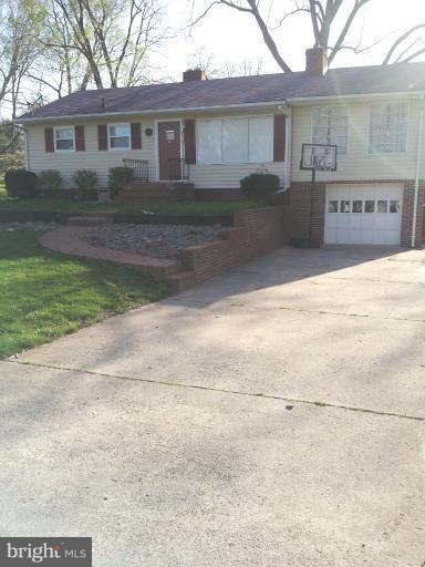 100 S 29th St, Purcellville, VA 20132 - photo 1