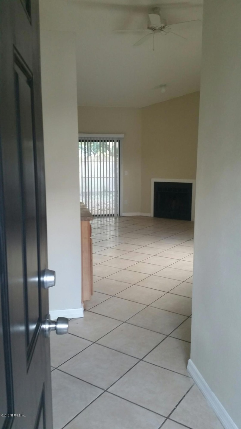 5142 Ricker Rd unit 3, Jacksonville, FL 32210 - photo 1