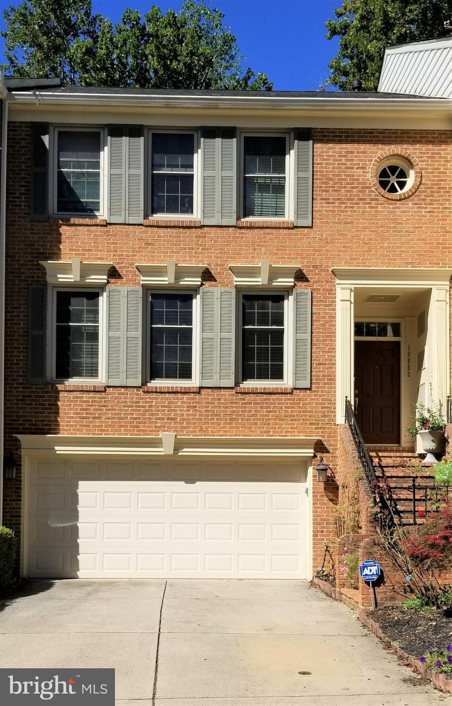 10952 Bloomingdale Dr, Rockville, MD 20852 - photo 1