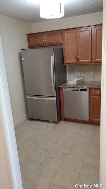 The Bay Club unit 10Z-3, Bayside, NY 11360 - photo 1