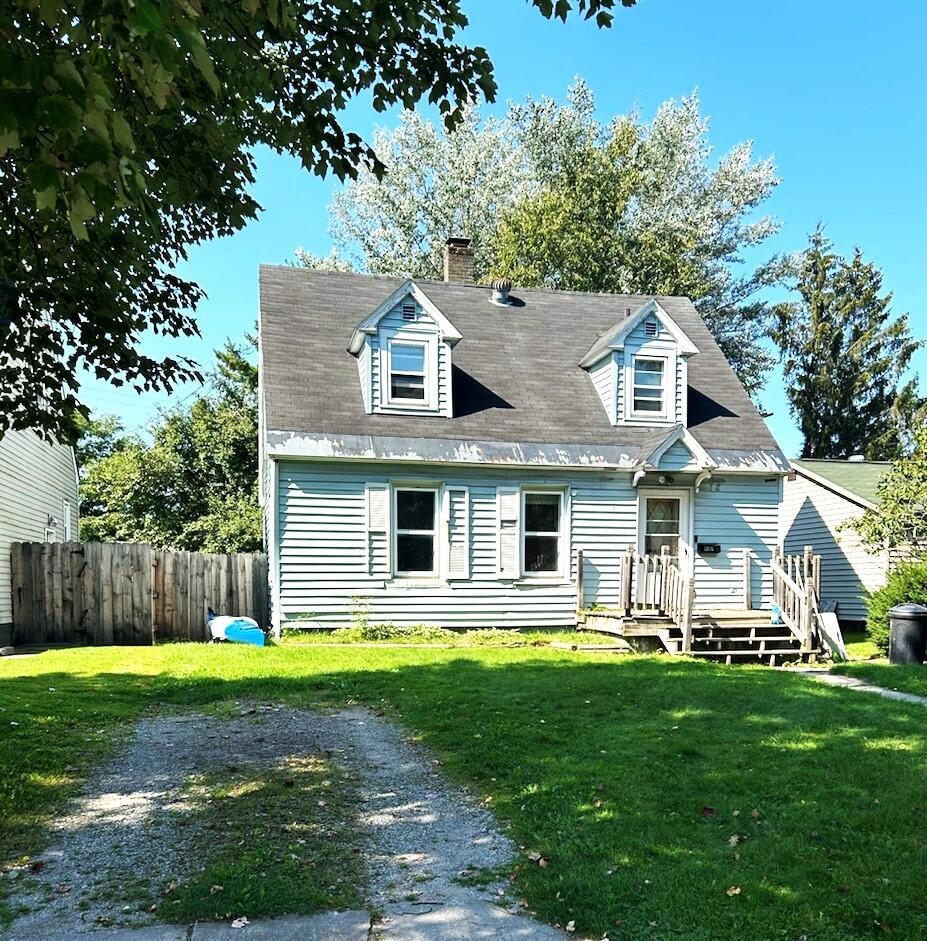 1016 Kimball St, Sault Sainte Marie, MI 49783 - photo 1