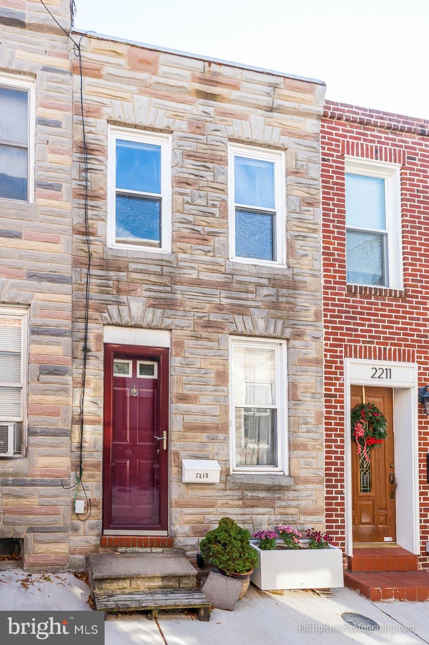 2213 Canary Ct, Baltimore, MD 21231 - photo 1