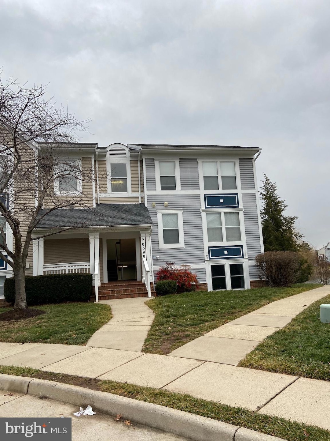 20590 Cornstalk Terrace unit 302, Ashburn, VA 20147 - photo 1