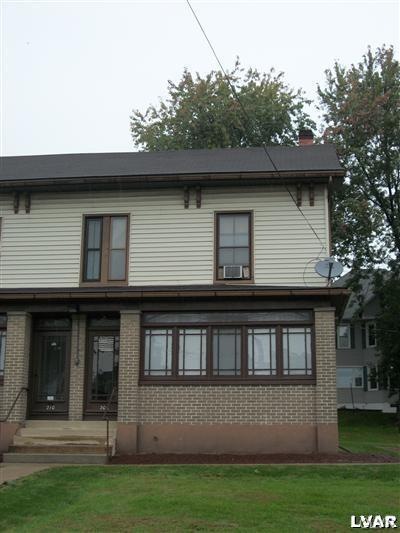 208 Mauch Chunk St unit 2nd Floor, Nazareth, PA 18064 - photo 1