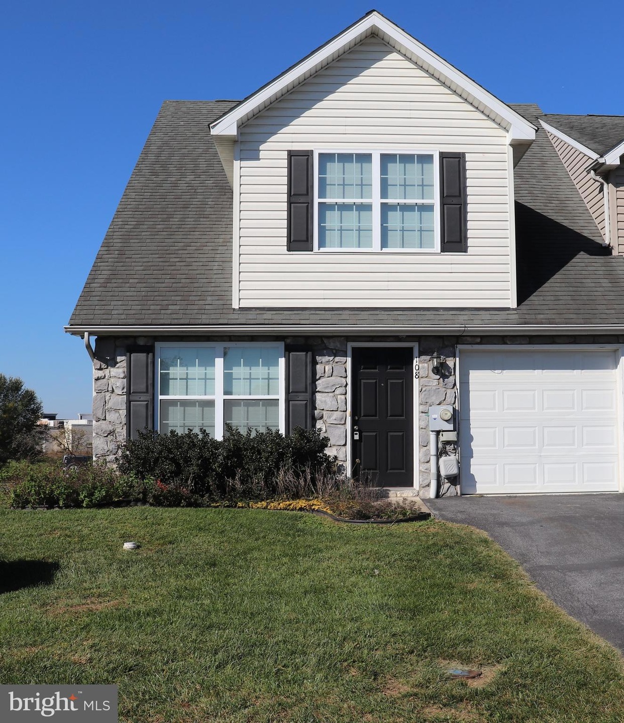 Sold $285,000