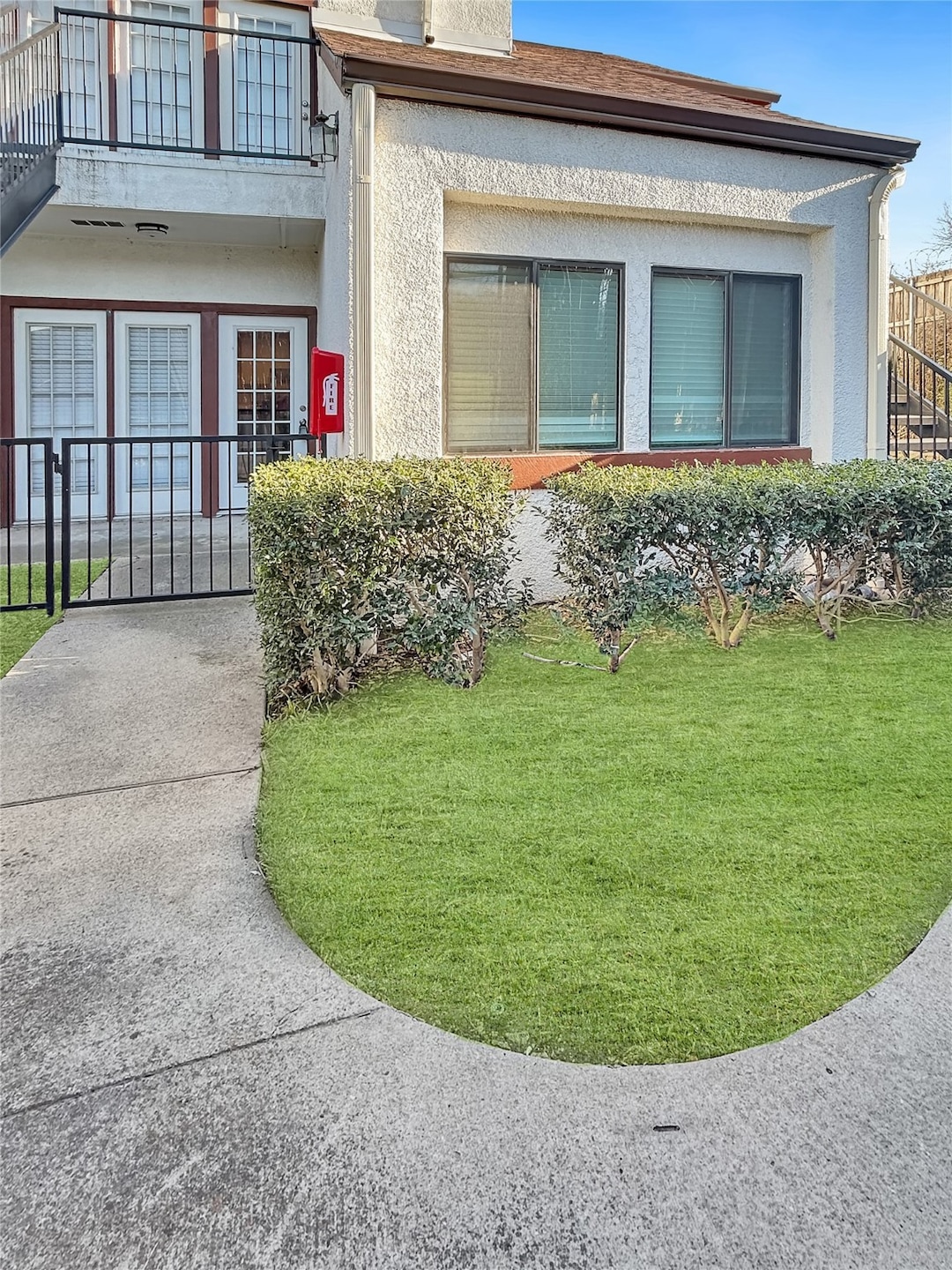 1321 Emily Rd unit 4101, Dallas, TX 75240 - photo 1