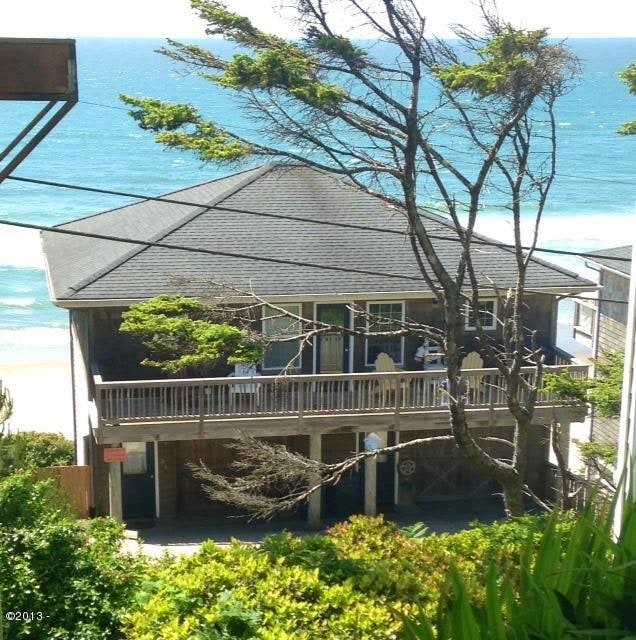 1317 SW Coast Ave, Lincoln City, OR 97367 - photo 1