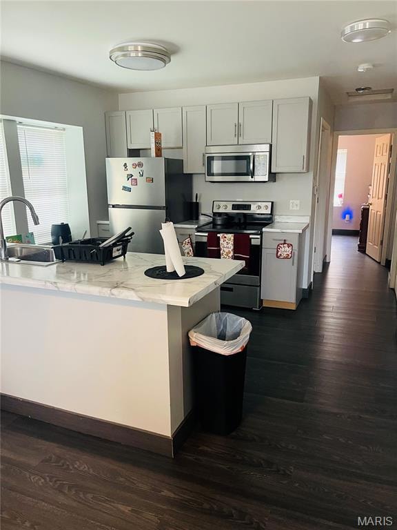 3937-3939 N Euclid Ave, St. Louis, MO 63115 - photo 1