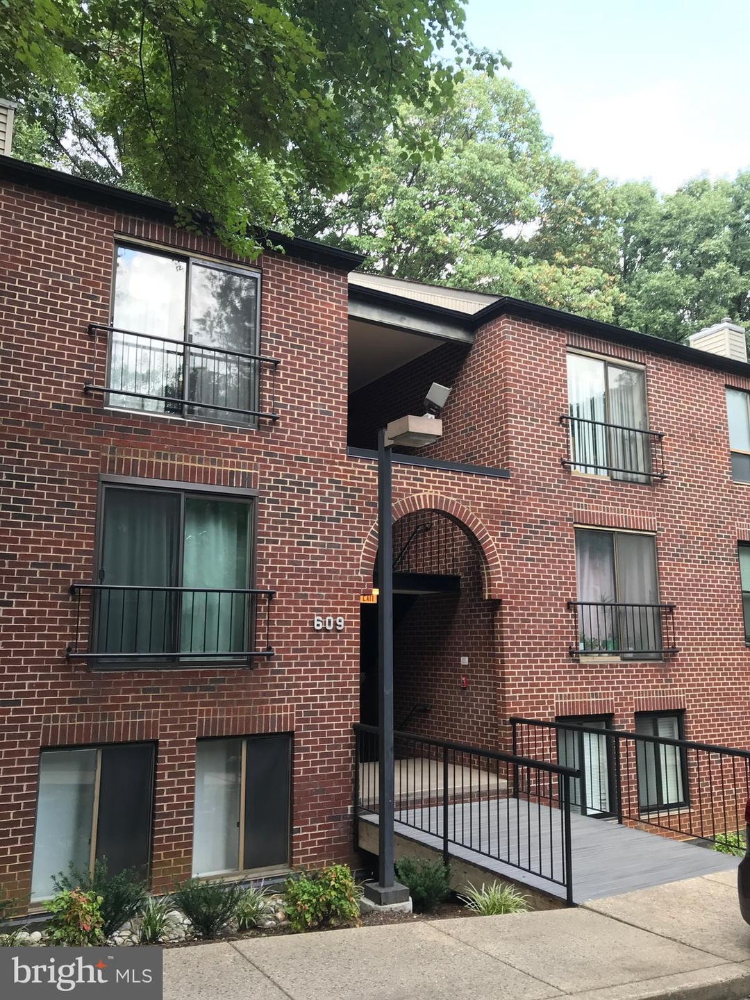 609 Hudson Ave unit 127, Takoma Park, MD 20912 - photo 1