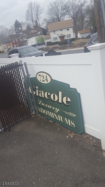 724 Westfield Ave unit 6, Elizabeth, NJ 07208 - photo 1