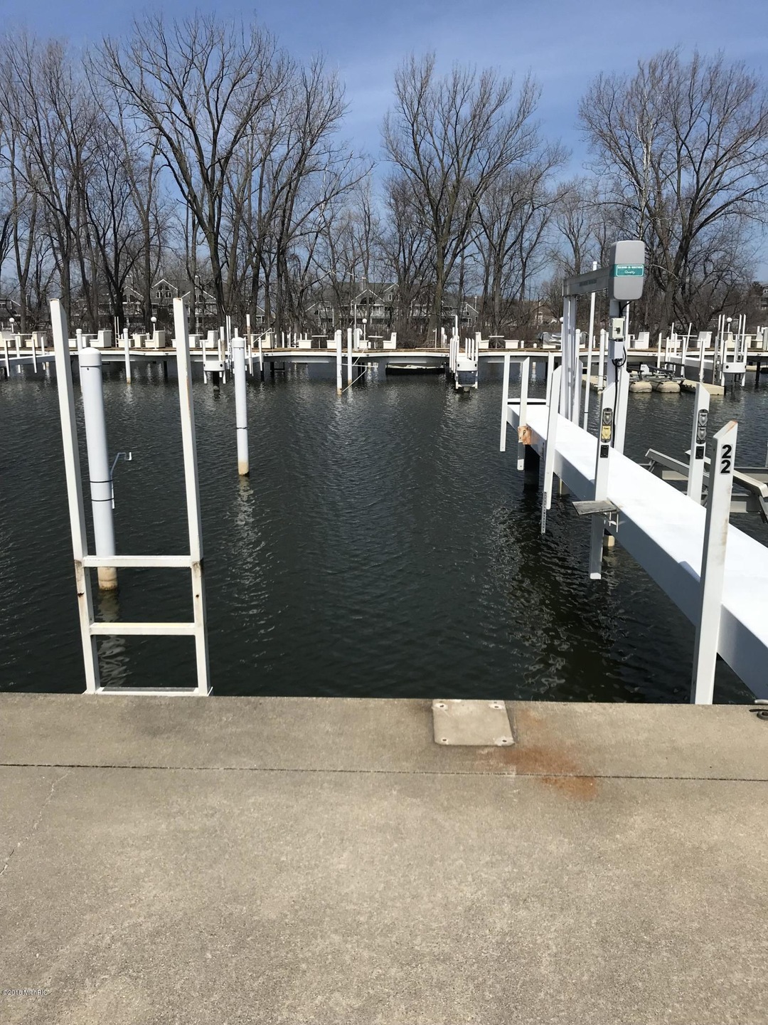 22 Harbor Landing 3