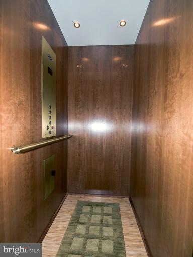 104 E Lake Dr, Annapolis, MD 21403 - photo 1