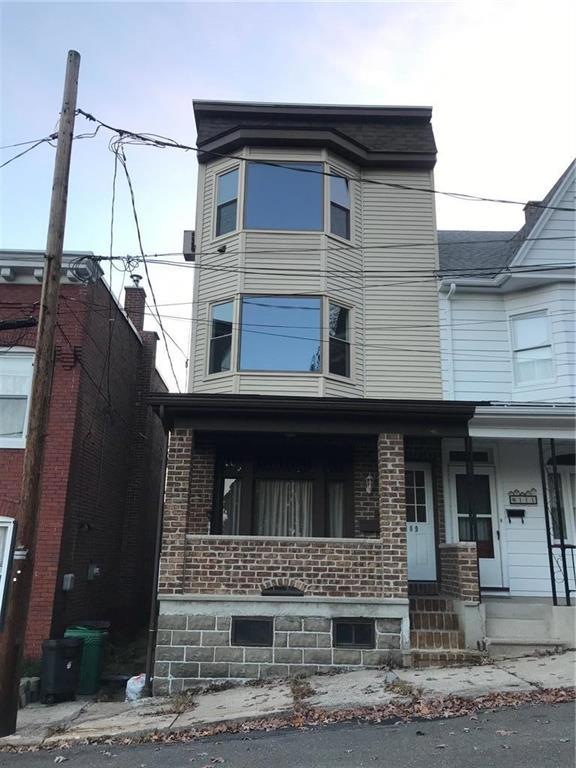 109 S Elizabeth St unit Downstairs, Tamaqua, PA 18252 - photo 1