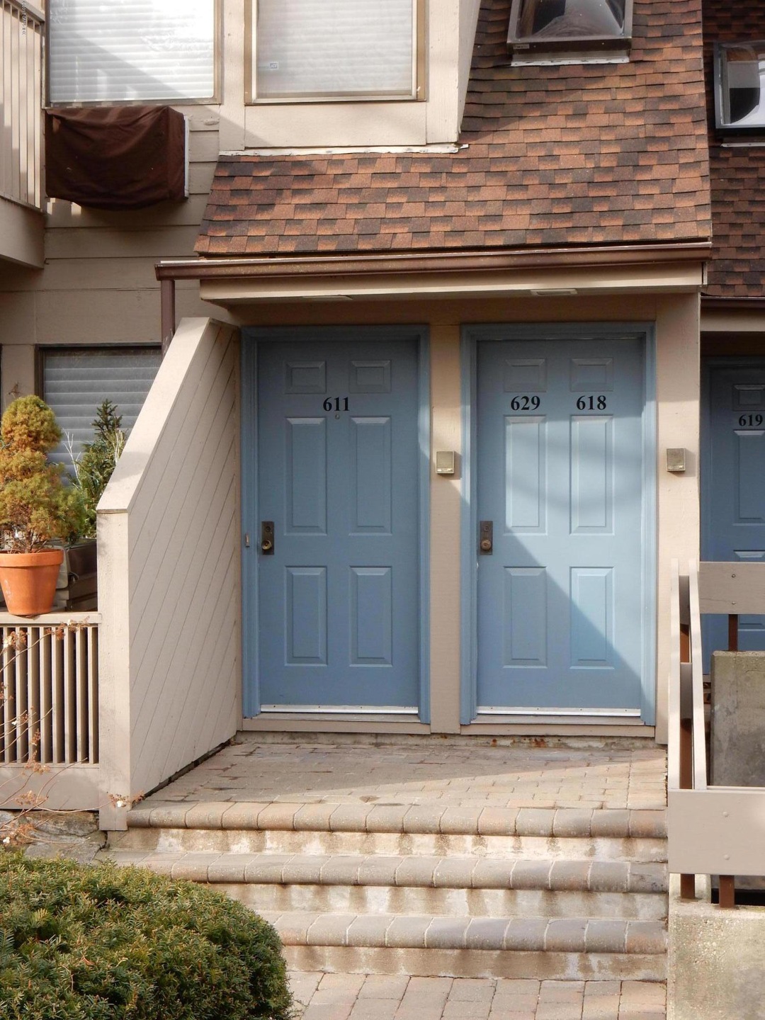 1465 E Putnam Ave unit 618, Old Greenwich, CT 06870 - photo 1