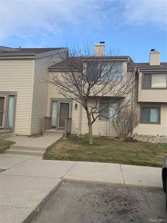 For Rent $1,700/month