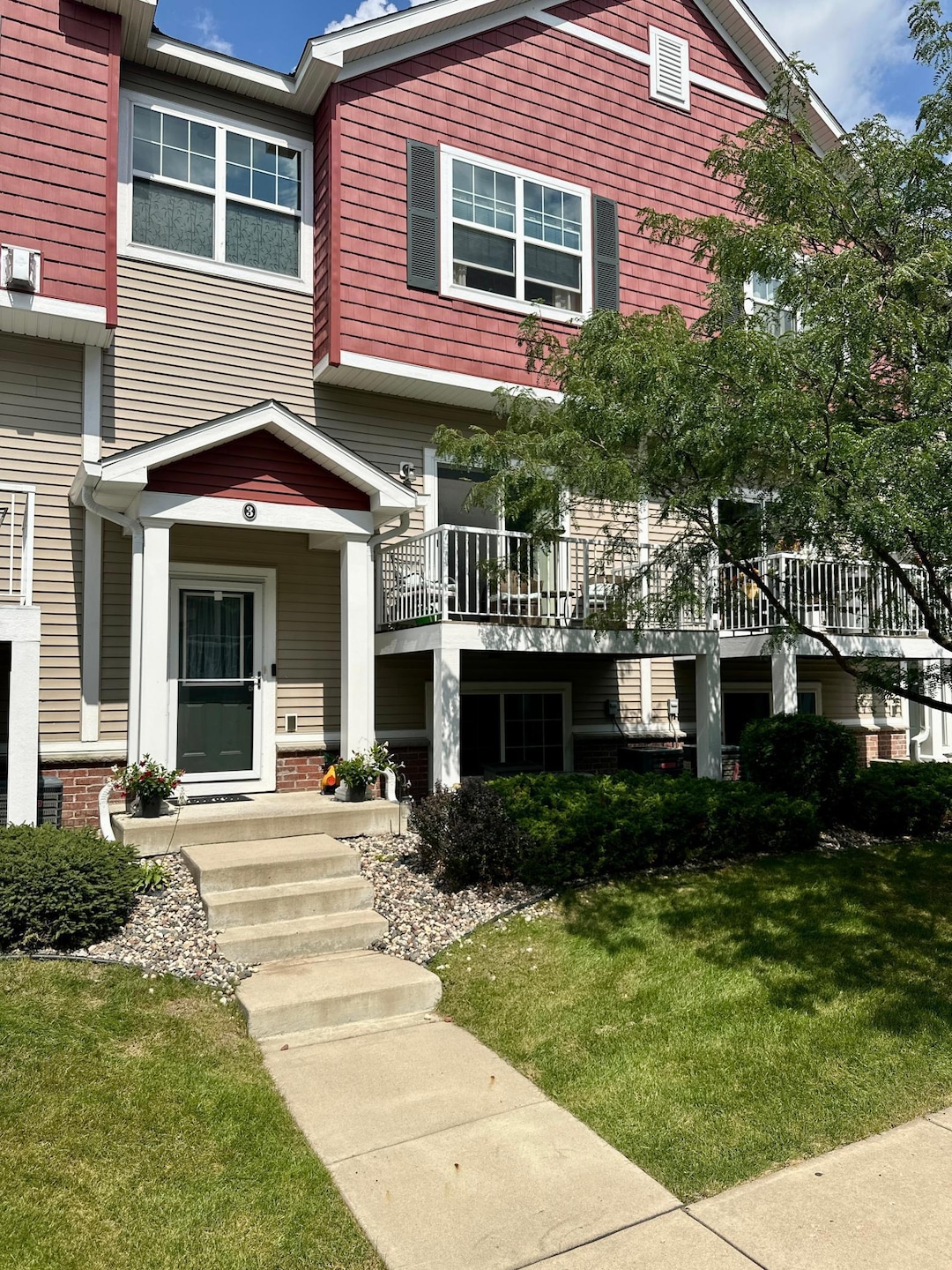 1953 Commonwealth Blvd unit 3, Chanhassen, MN 55317 - photo 1