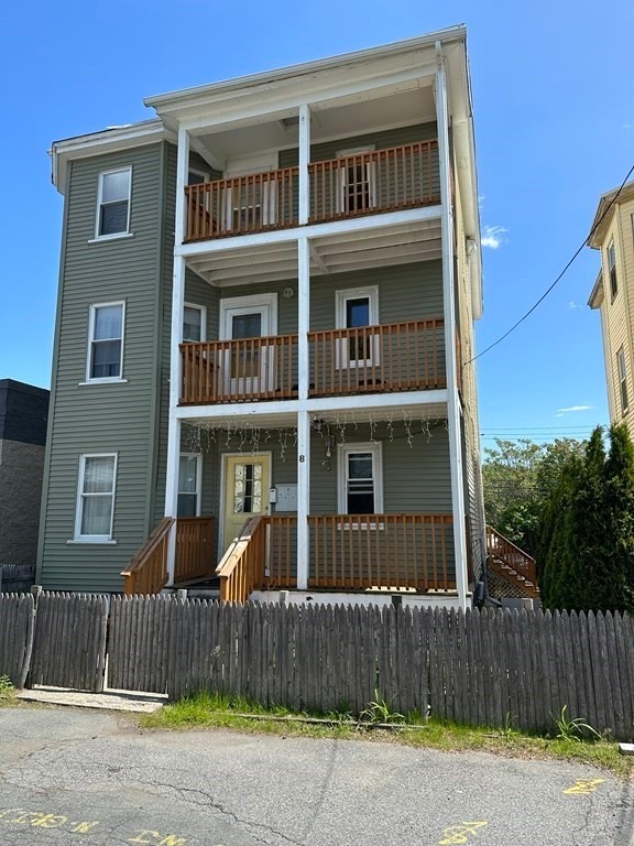 8 Prospect Ave unit 3, Woburn, MA 01801 - photo 1