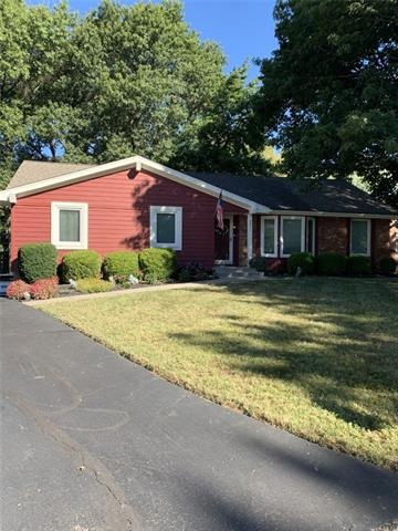 9932 Westgate St, Lenexa, KS 66215 - photo 1