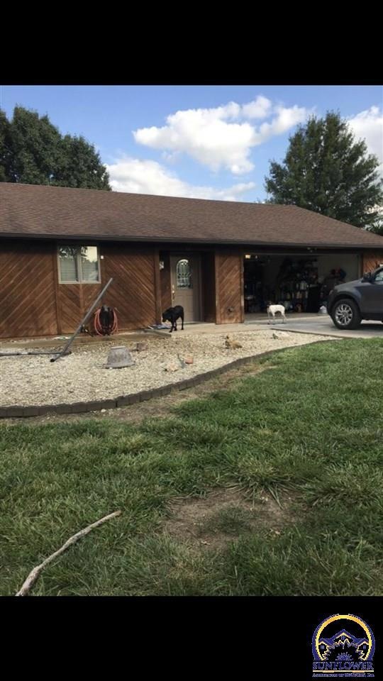 32168 Keene Eskridge Rd, Maple Hill, KS 66507 - photo 1