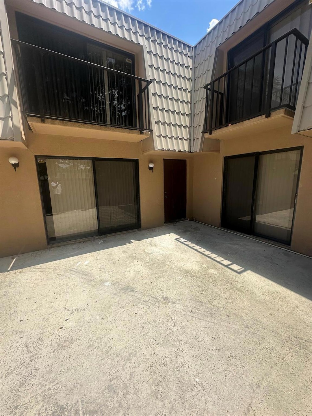 5834 58th Way, West Palm Beach, FL 33409 - photo 1