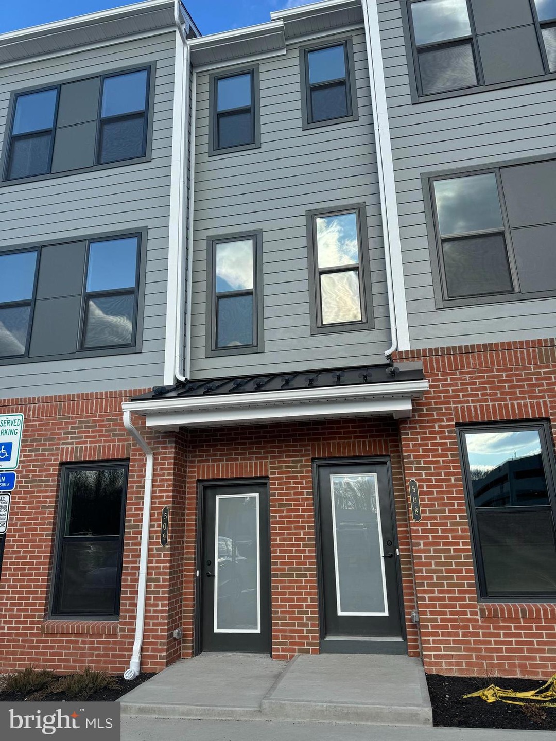 509 Reading Ct, West Windsor Township, NJ 08550 - photo 1