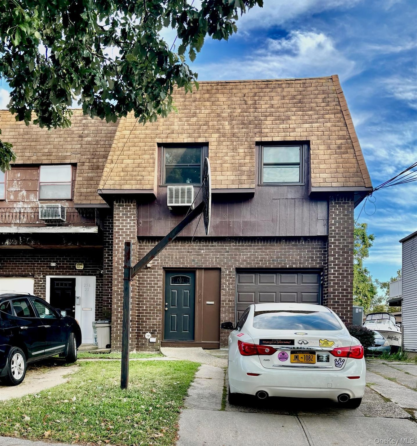 Pending $869,990 • Co-Listing Agent