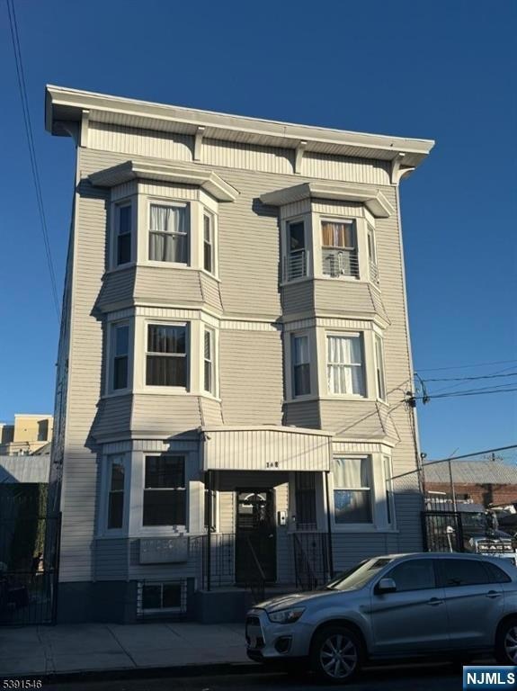 168 Sherman Ave, Newark, NJ 07114 - photo 1