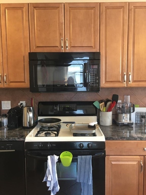 22 Lovell St unit 1, Somerville, MA 02144 - photo 1